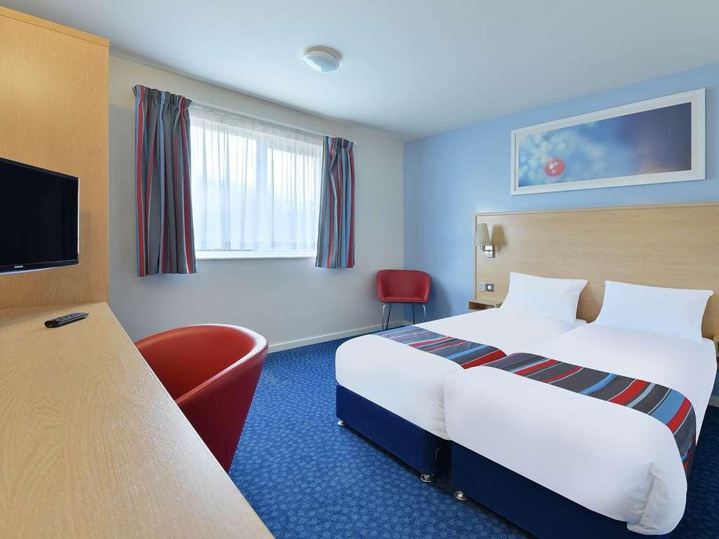 Travelodge Harrogate Habitación foto