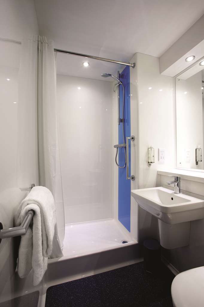 Travelodge Harrogate Habitación foto